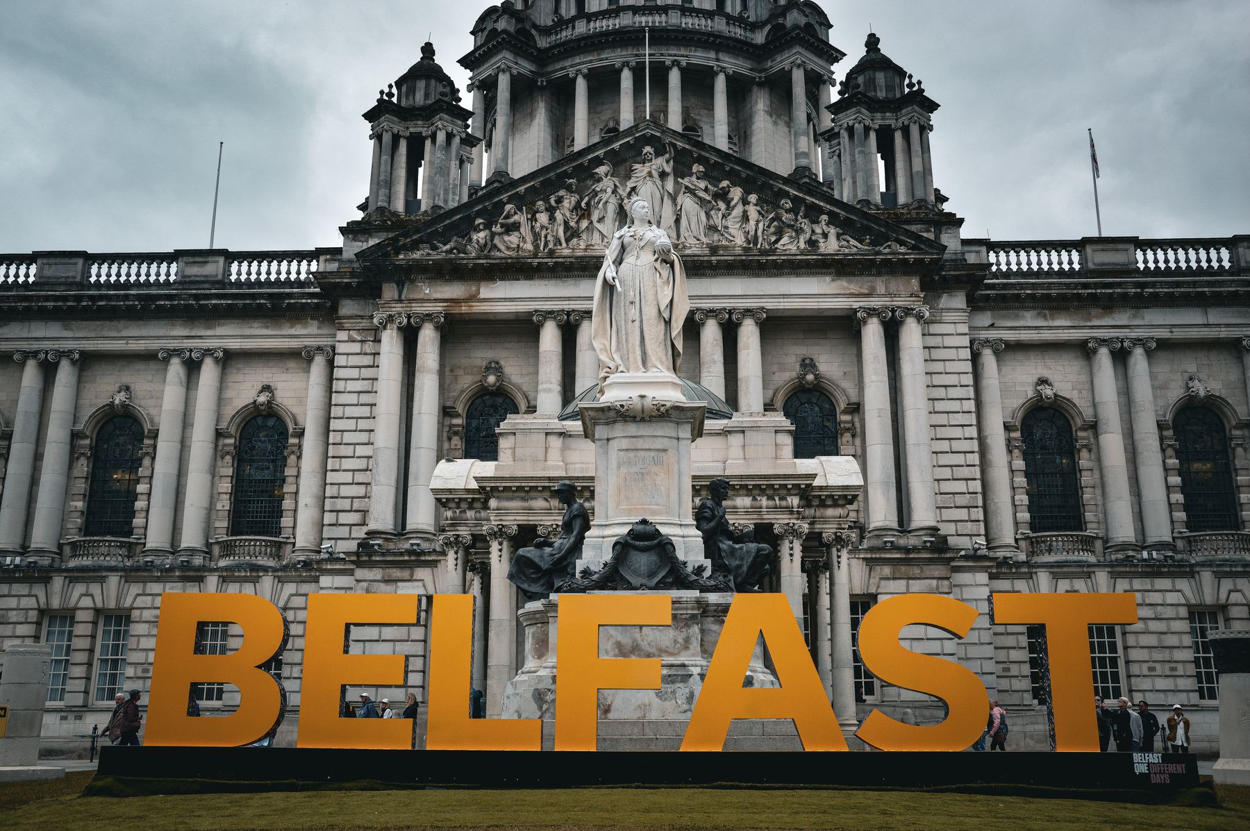 Le City Hall édouardien, monument emblématique du centre de Belfast (photo : Pexels).