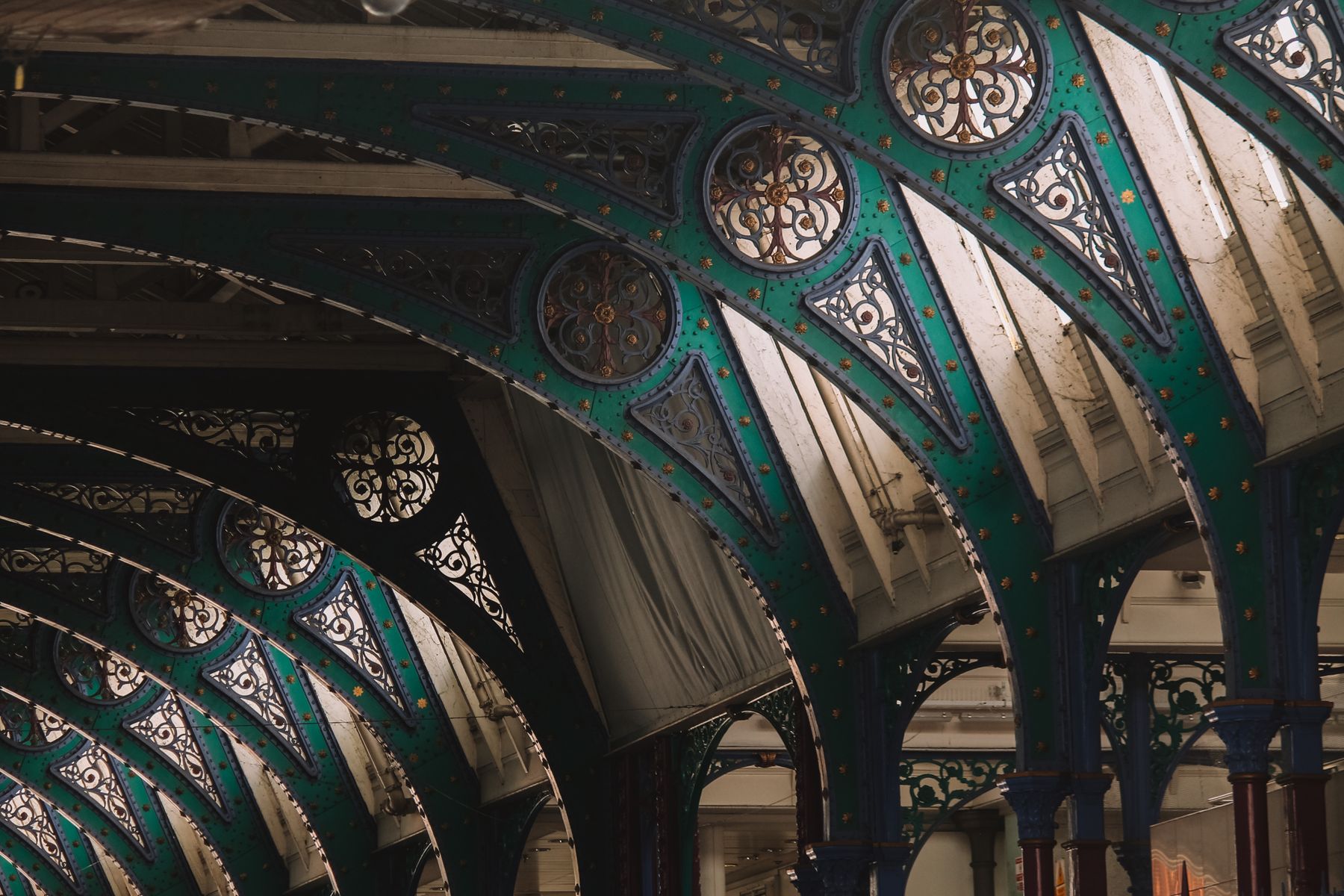 La halle victorienne du St George's Market, un week-end d'affluence (photo : Pexels).