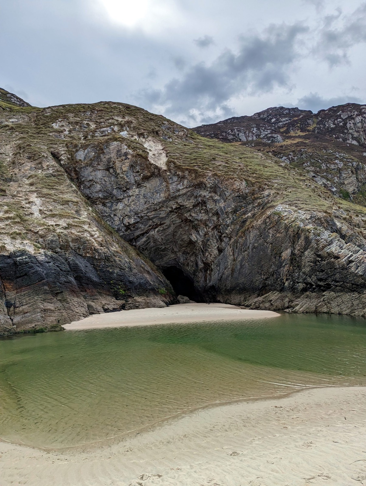 La plage de Maghera et ses dunes, au pied de Slieve Tooey (photo : Pierrick Nonnis).