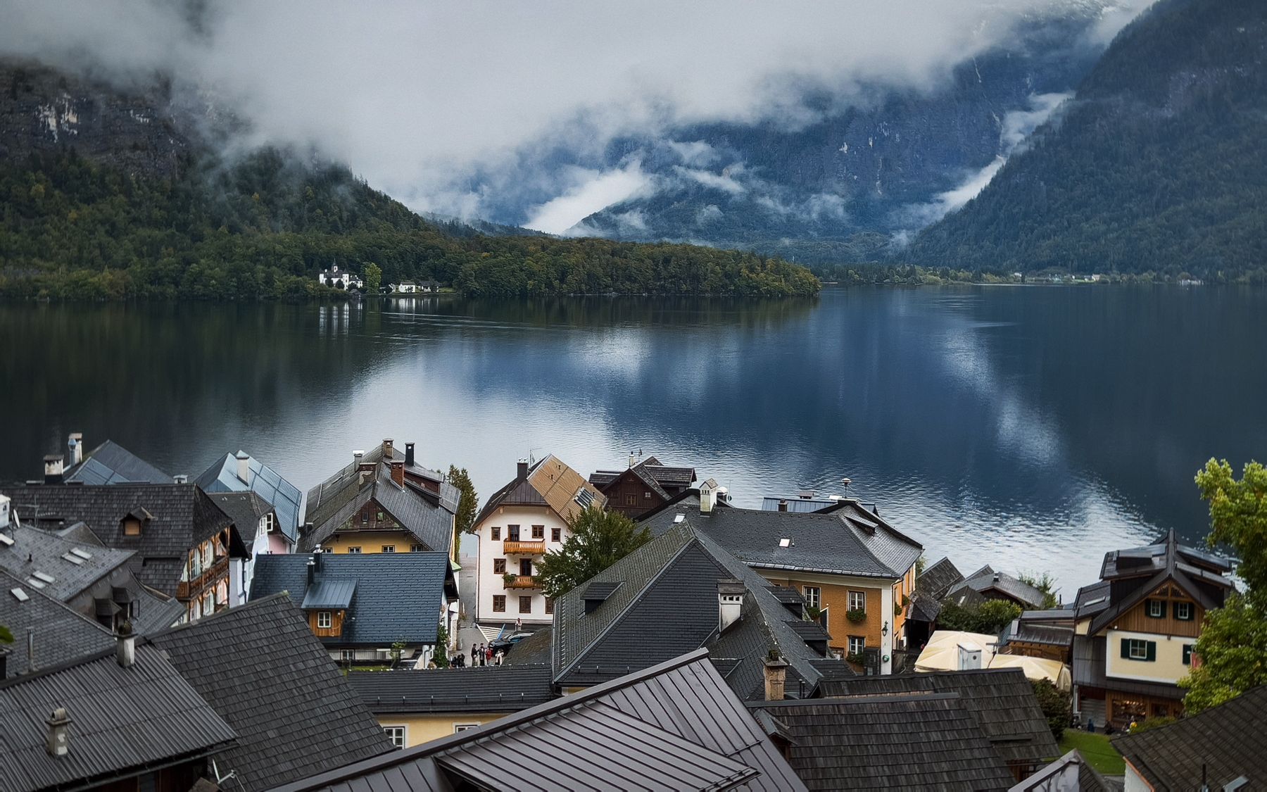 Hallstatt, village lacustre du Salzkammergut (photo : Pexels).