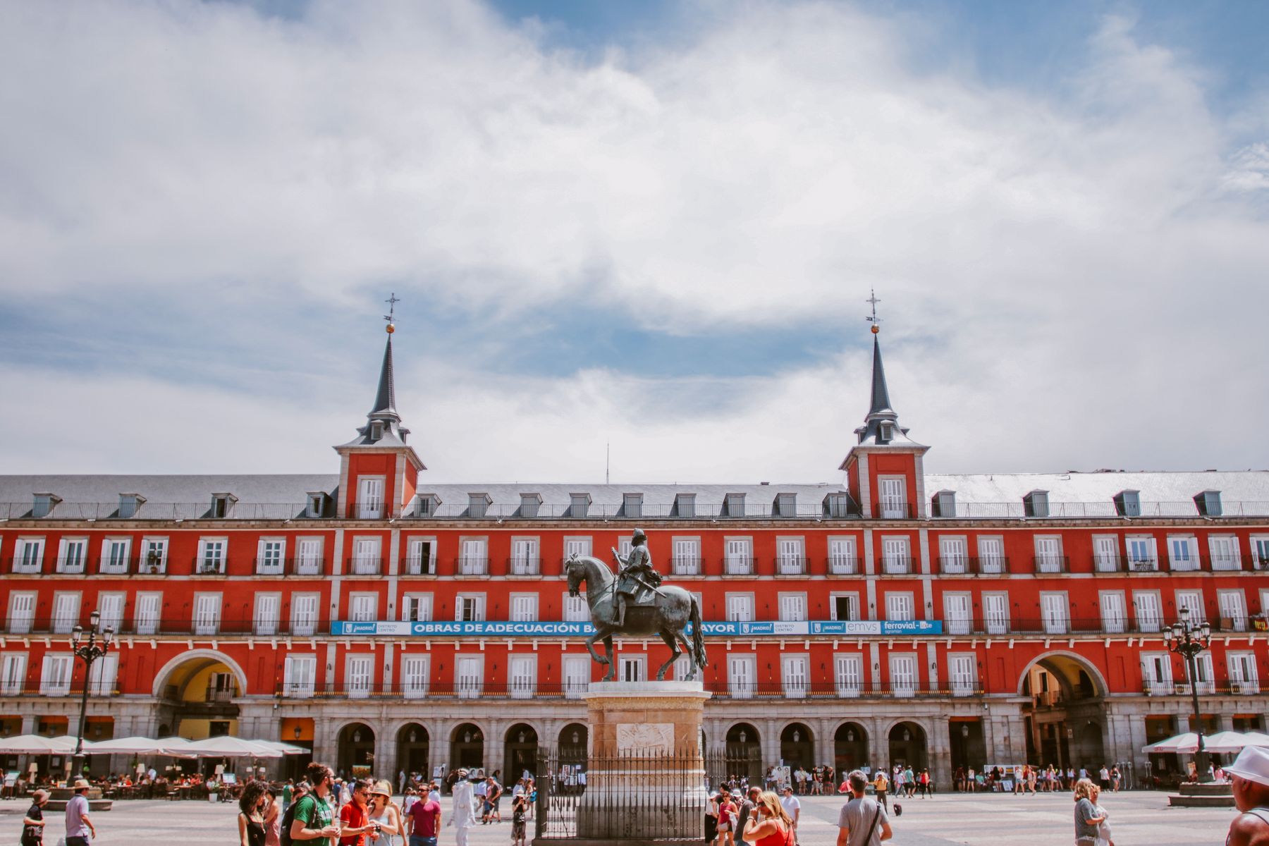 La Plaza Mayor, cœur historique de Madrid (photo : Pexels).