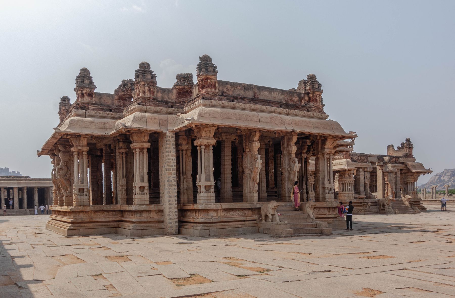 Le temple de Vittala et son célèbre char de pierre à Hampi (photo : Pexels).